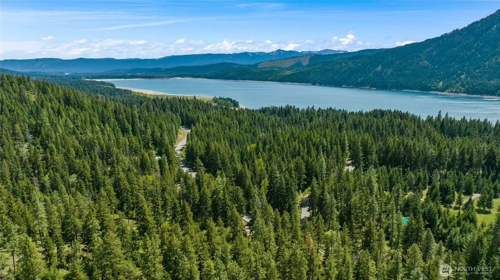 11 Salmon La Sac Highway Ronald WA 98940