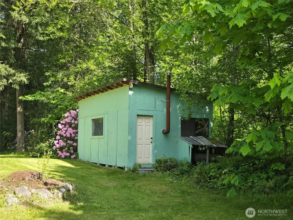 147 Morris Road Randle WA 98377