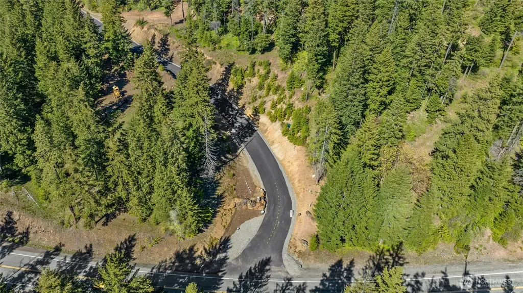 1 Newport Creek Loop Ronald WA 98940