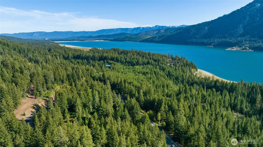 2 Newport Creek Loop Ronald WA 98940