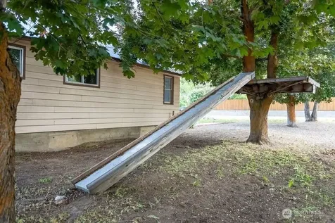 318 Lombard Street Twisp WA 98856