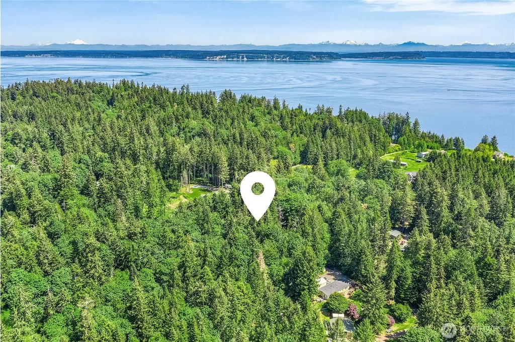 0 Pilot Point Road NE Kingston WA 98346