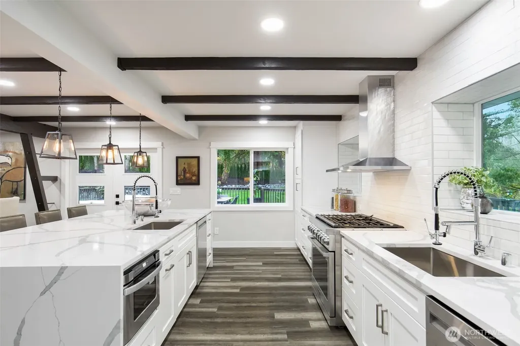 4501 Hemlock Lane NW Gig Harbor WA 98335