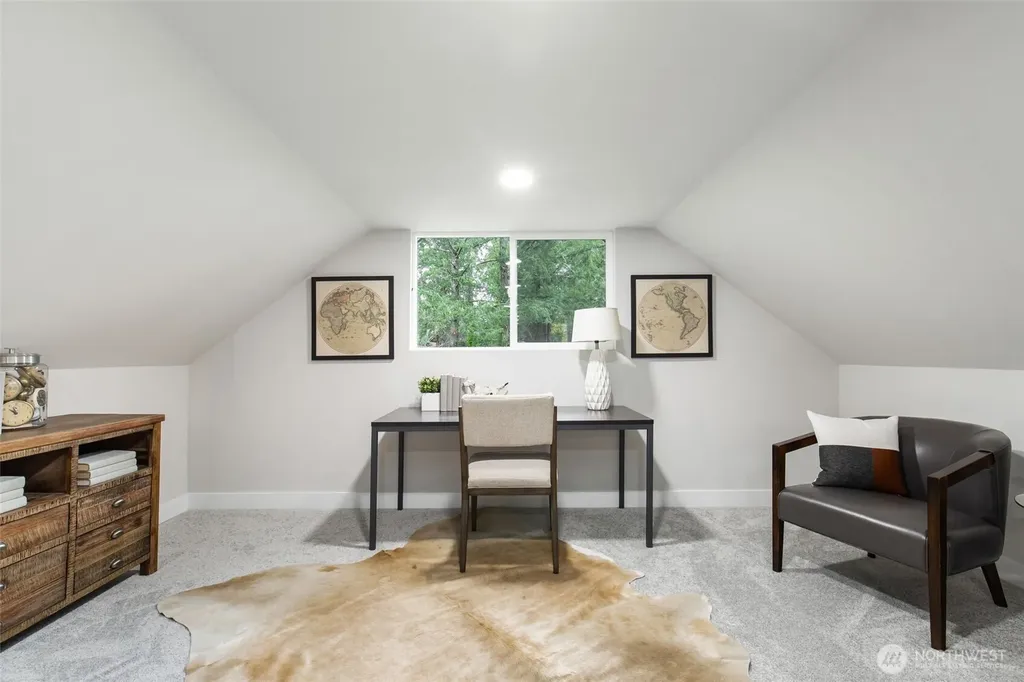 4501 Hemlock Lane NW Gig Harbor WA 98335