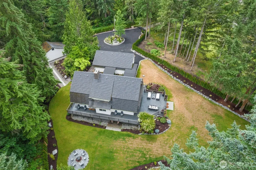 4501 Hemlock Lane NW Gig Harbor WA 98335