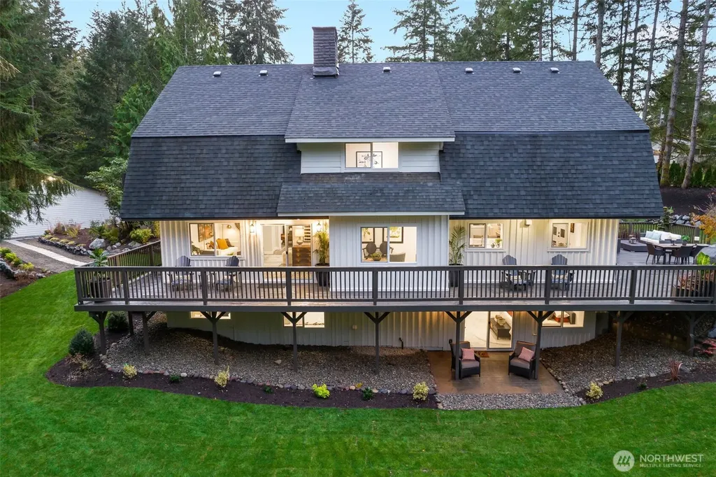 4501 Hemlock Lane NW Gig Harbor WA 98335