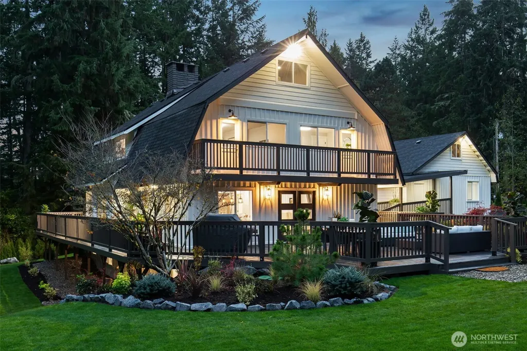 4501 Hemlock Lane NW Gig Harbor WA 98335