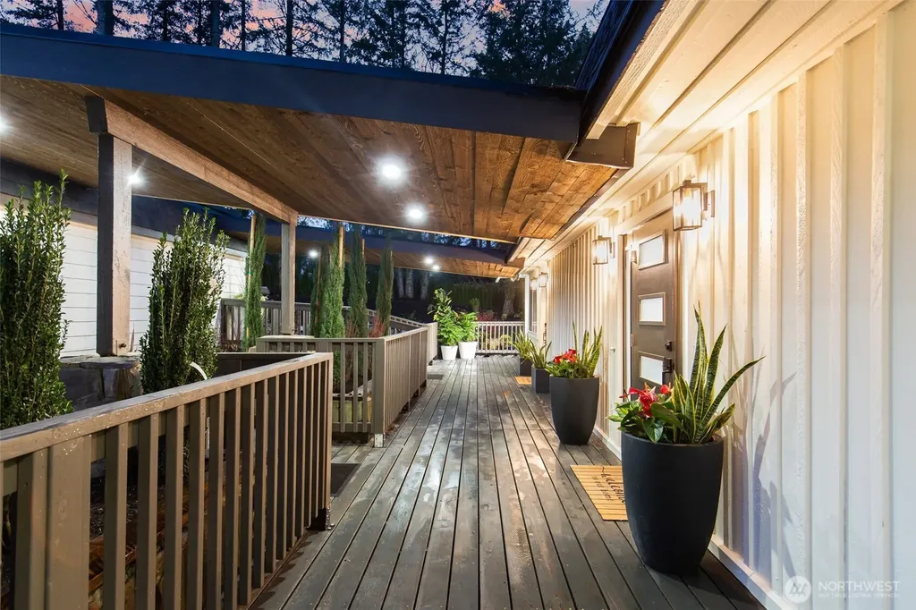 4501 Hemlock Lane NW Gig Harbor WA 98335