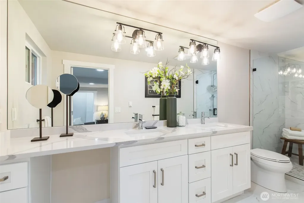 4501 Hemlock Lane NW Gig Harbor WA 98335