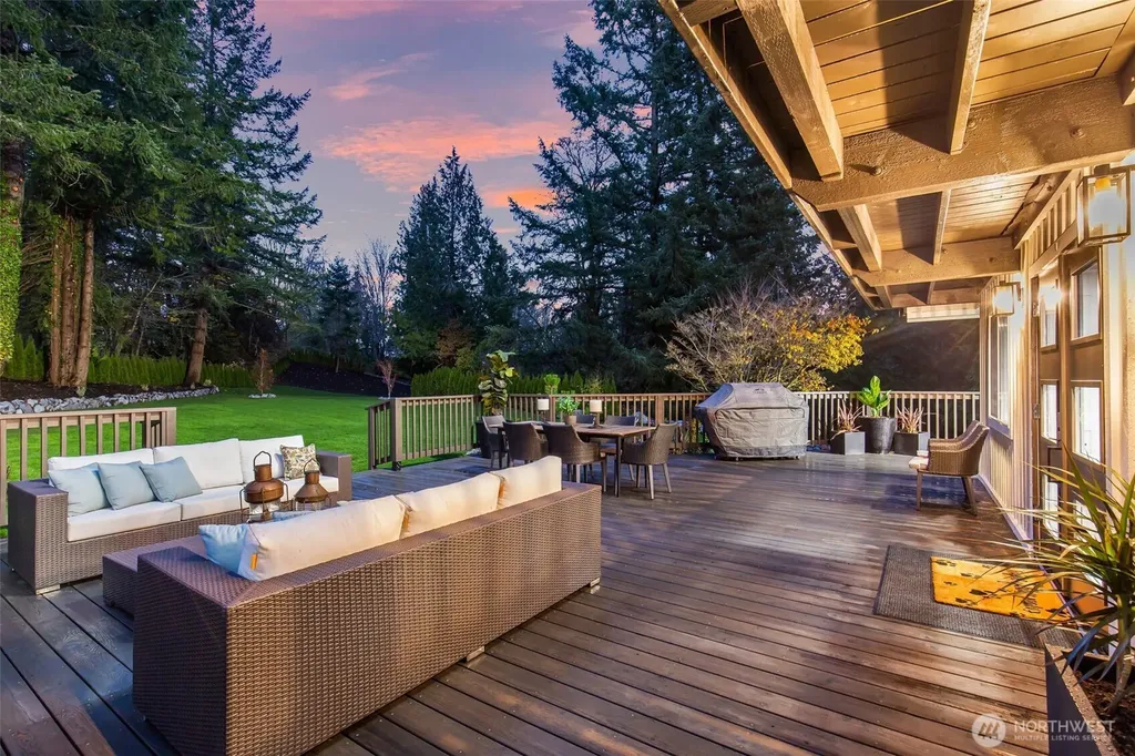 4501 Hemlock Lane NW Gig Harbor WA 98335