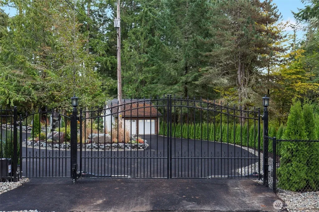 4501 Hemlock Lane NW Gig Harbor WA 98335
