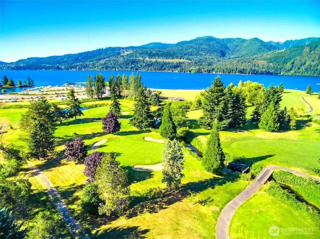 39 Stable Lane Bellingham WA 98229