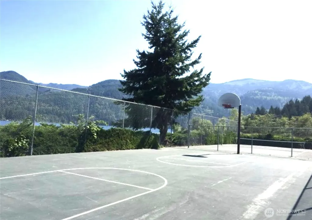 39 Stable Lane Bellingham WA 98229
