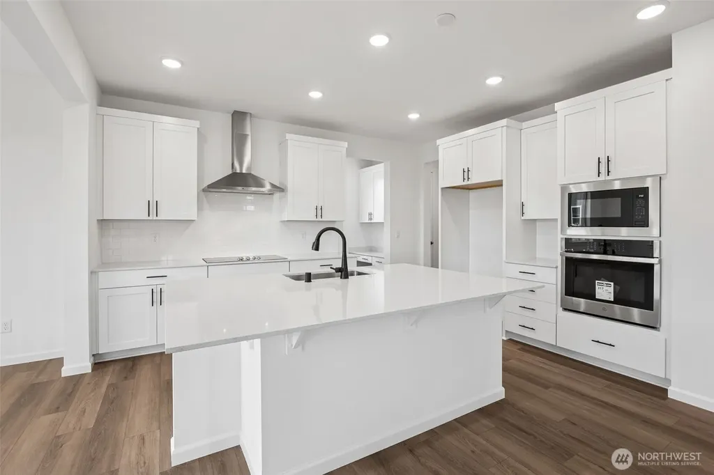 912 Lucas Avenue Buckley WA 98321