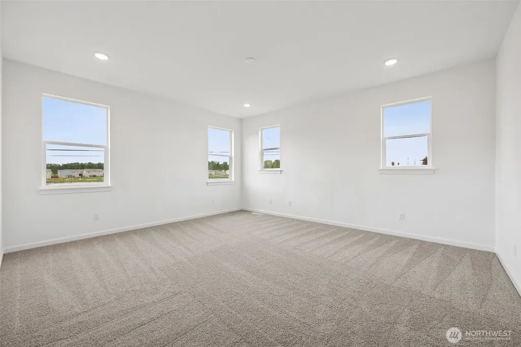 912 Lucas Avenue Buckley WA 98321