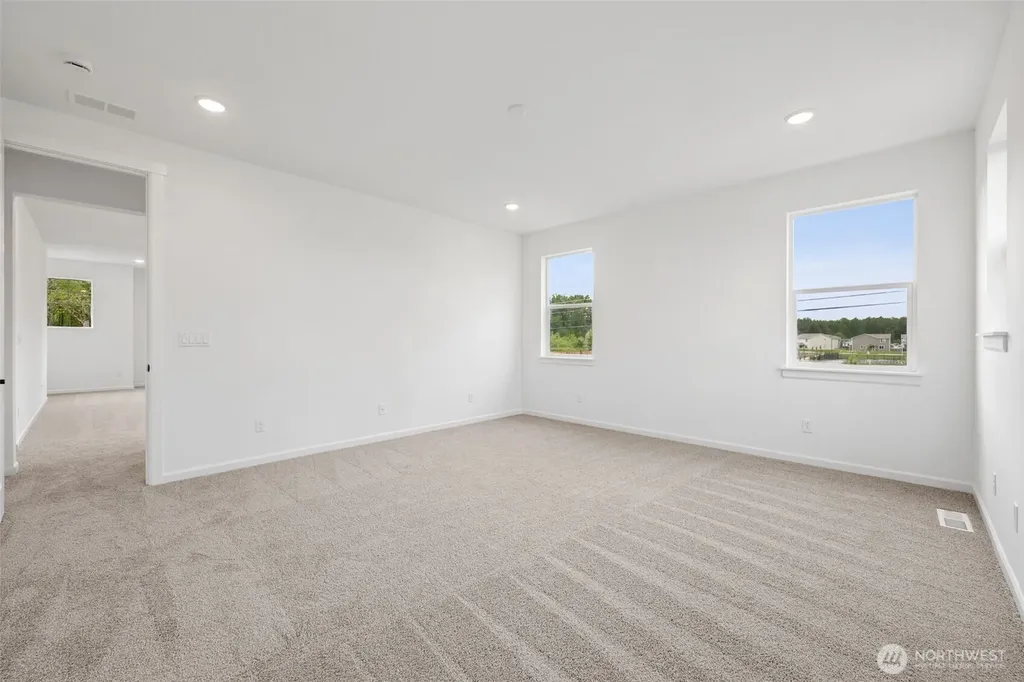 912 Lucas Avenue Buckley WA 98321