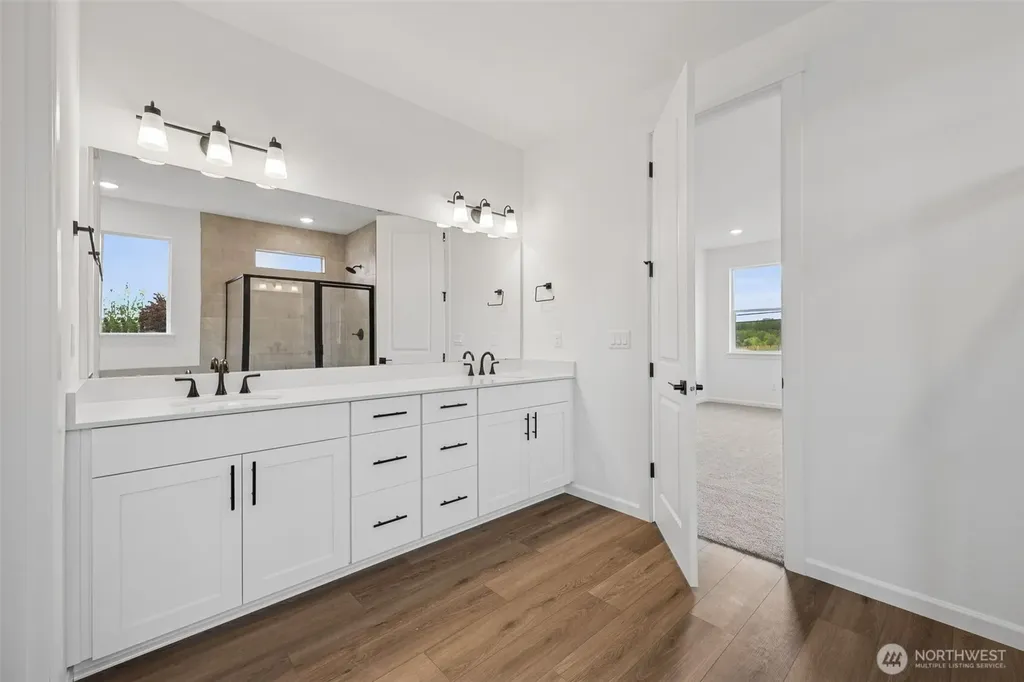 912 Lucas Avenue Buckley WA 98321