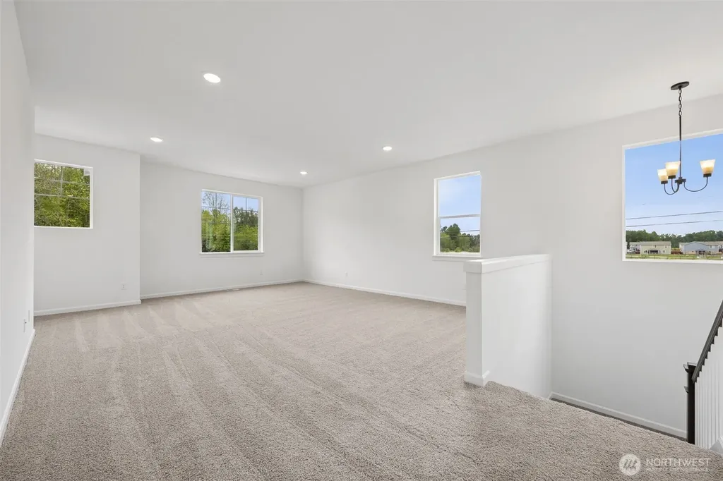 912 Lucas Avenue Buckley WA 98321