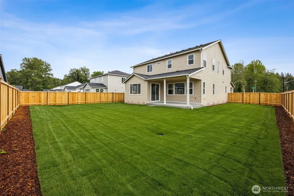 912 Lucas Avenue Buckley WA 98321