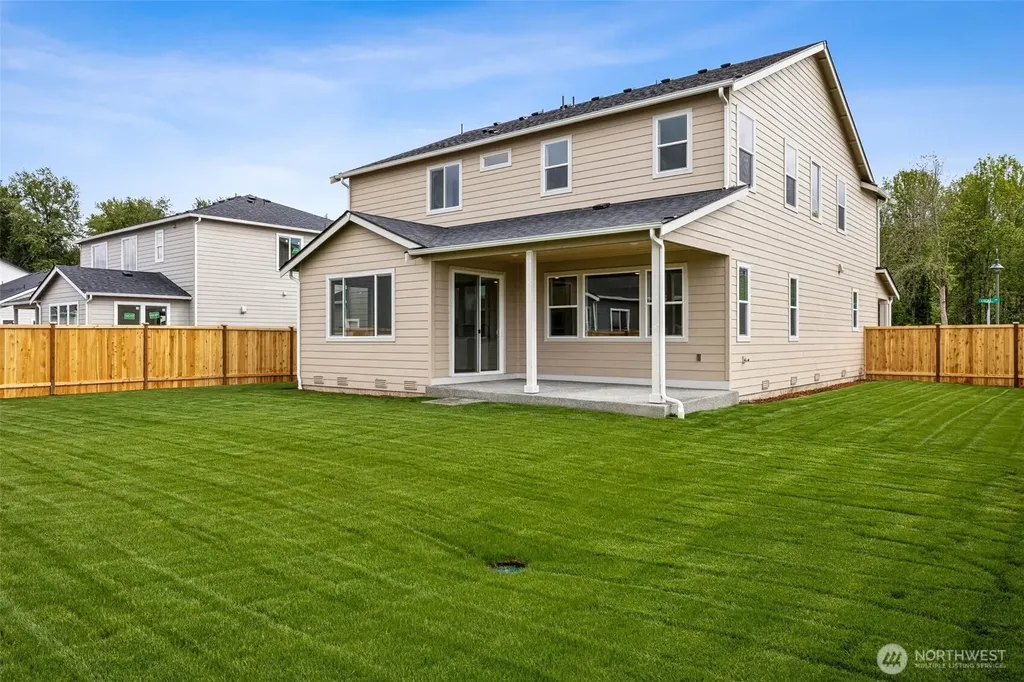 912 Lucas Avenue Buckley WA 98321