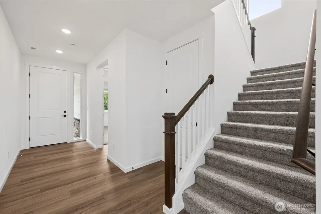 912 Lucas Avenue Buckley WA 98321