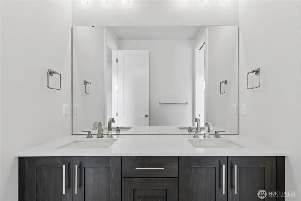 18809 99th Place NE Bothell WA 98011