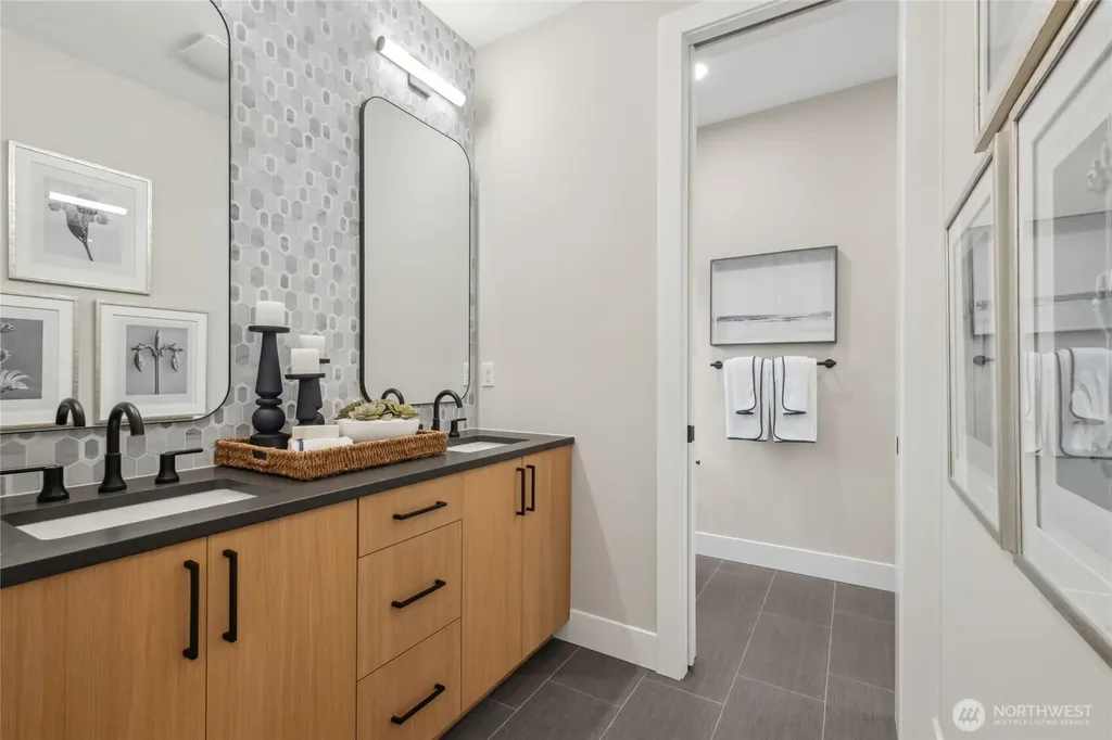18809 99th Place NE Bothell WA 98011