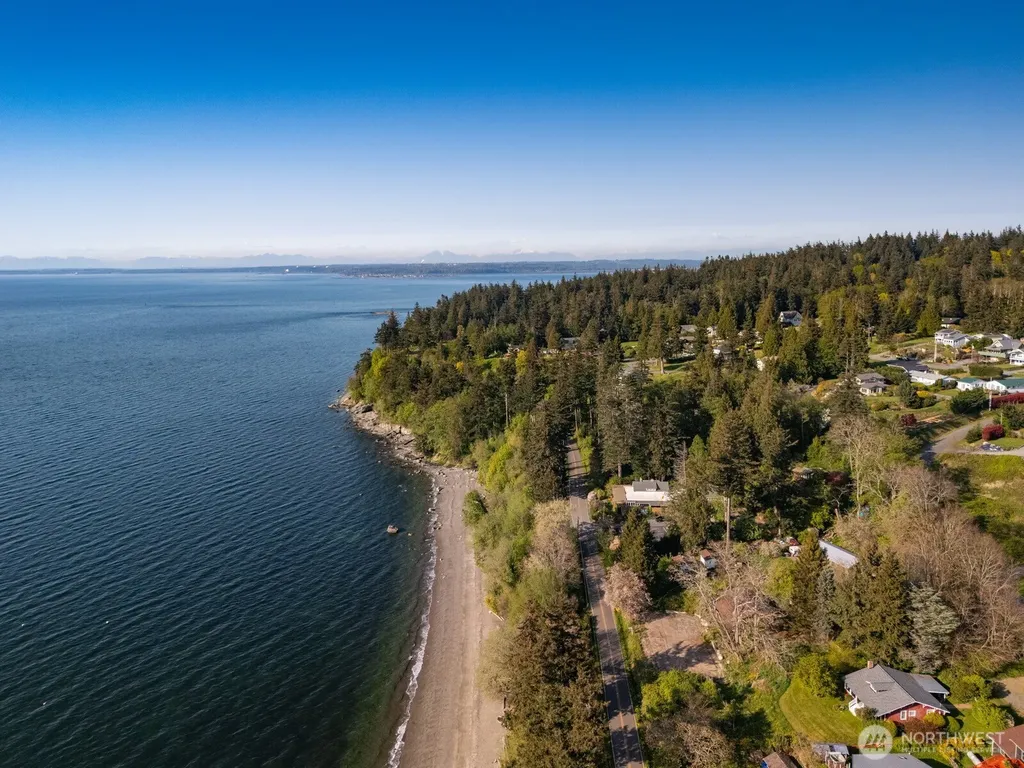 2579 W Shore Drive Lummi Island WA 98262