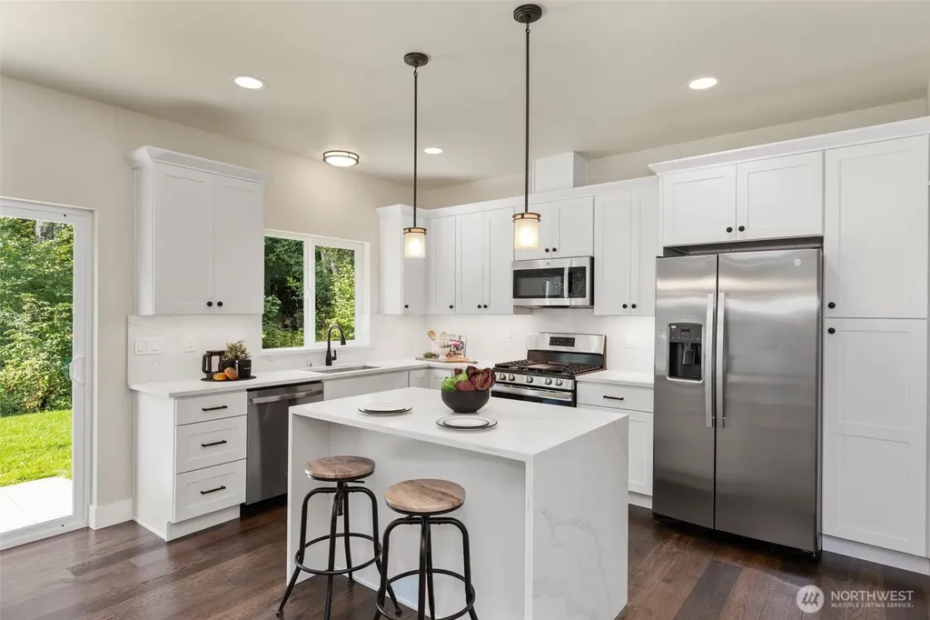 36671 Tamarack Drive NE Hansville WA 98340