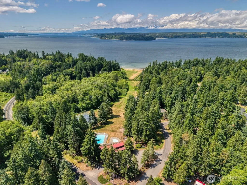 36671 Tamarack Drive NE Hansville WA 98340