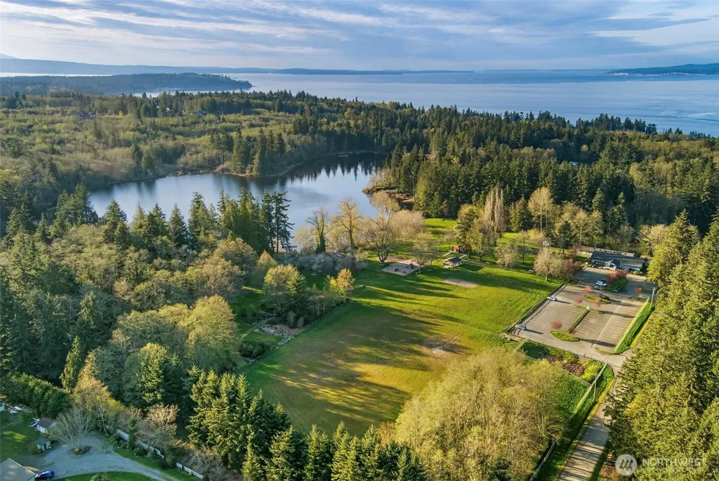 36671 Tamarack Drive NE Hansville WA 98340