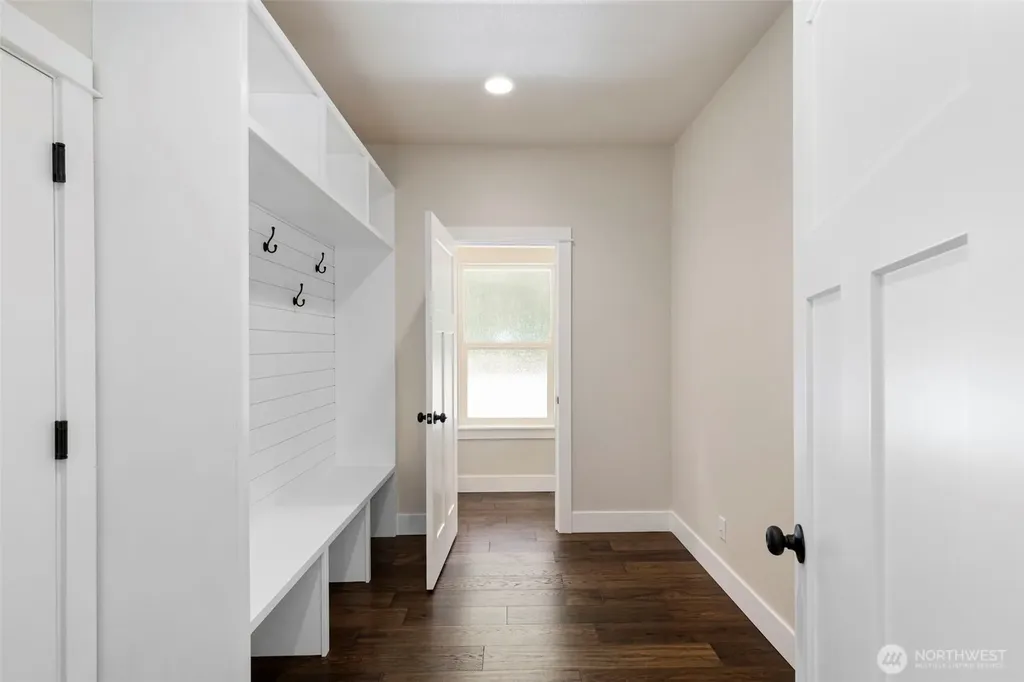 36671 Tamarack Drive NE Hansville WA 98340