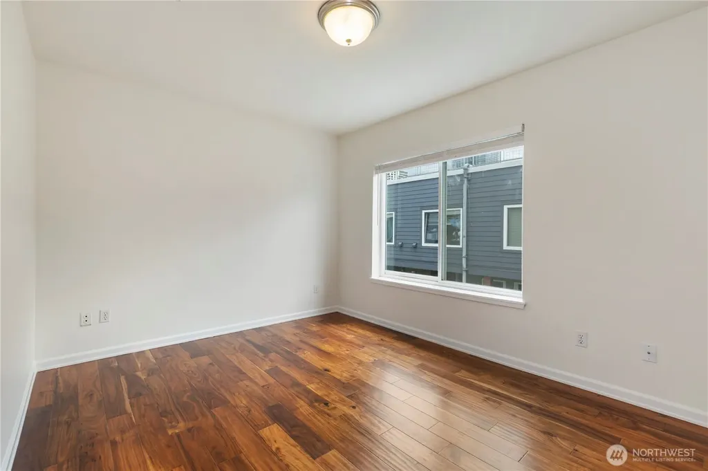 2440 Western Avenue Seattle WA 98121
