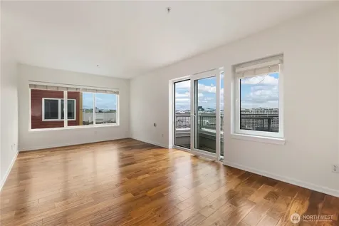 2440 Western Avenue Seattle WA 98121