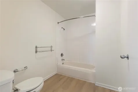 2440 Western Avenue Seattle WA 98121