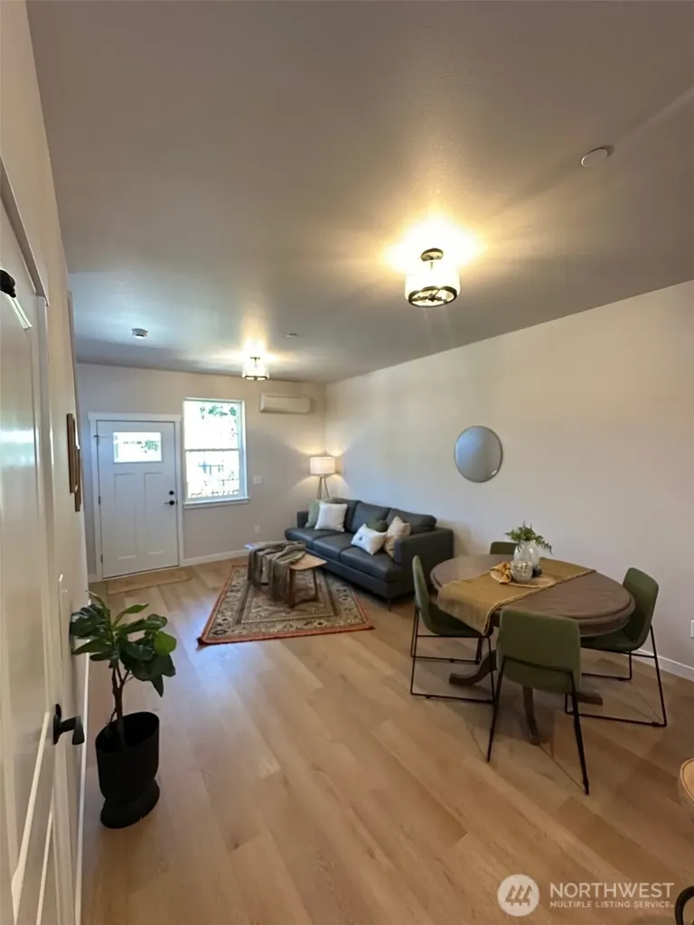 1714 Sunup Loop Bellingham WA 98226