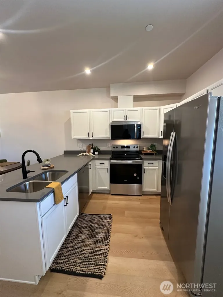 1714 Sunup Loop Bellingham WA 98226