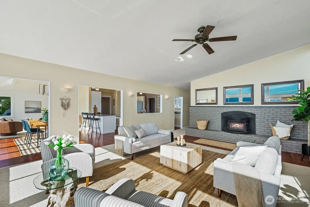 11613 SW Shawnee Vashon WA 98070