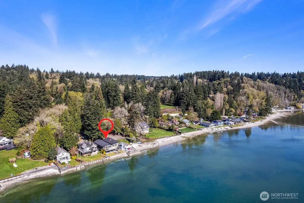 11613 SW Shawnee Vashon WA 98070