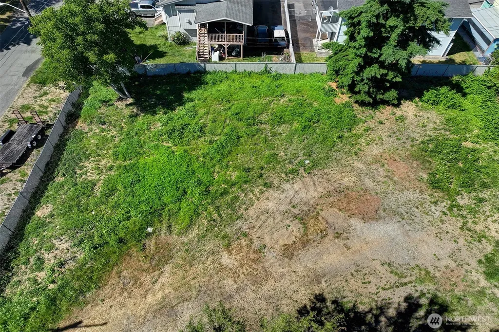 64 32nd Avenue S Seattle WA 98118