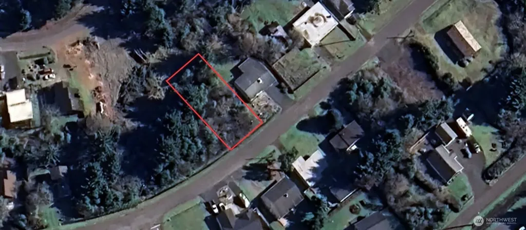 284 Mast Ave NW Ocean Shores WA 98569