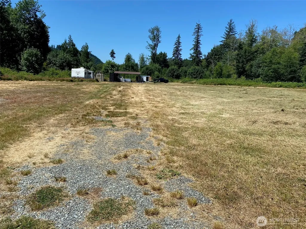 33102 33110 State Route 530 NE Arlington WA 98223