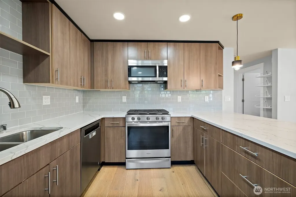 11720 SE 272nd Place Kent WA 98030