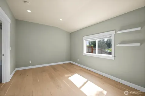 11720 SE 272nd Place Kent WA 98030