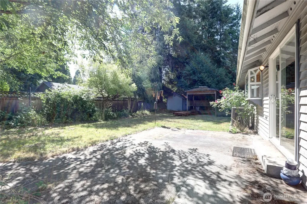 15009 104th Ave Ct E Puyallup WA 98374