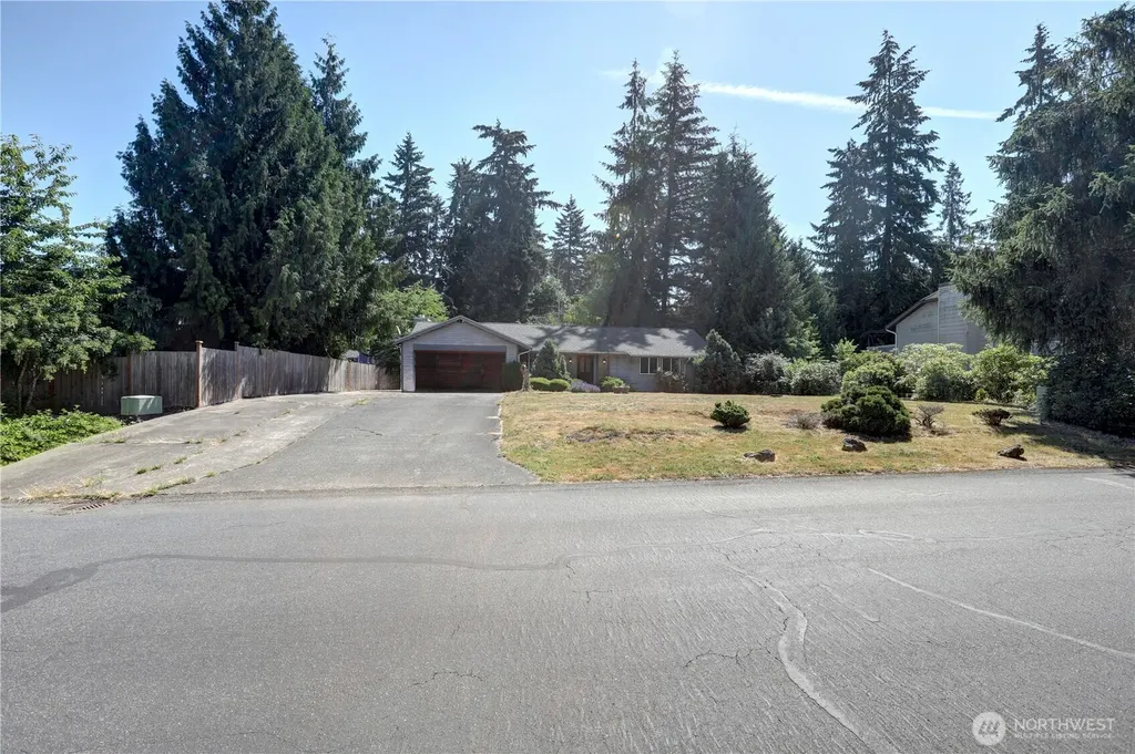 15009 104th Ave Ct E Puyallup WA 98374