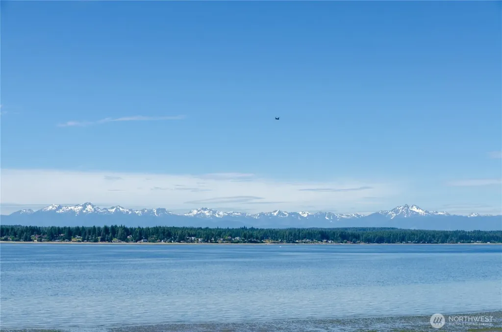 7504 Crescent Beach Road NW Vaughn WA 98394