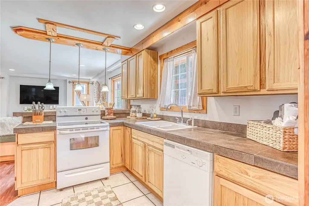 170 E Entiat Drive Orondo WA 98843