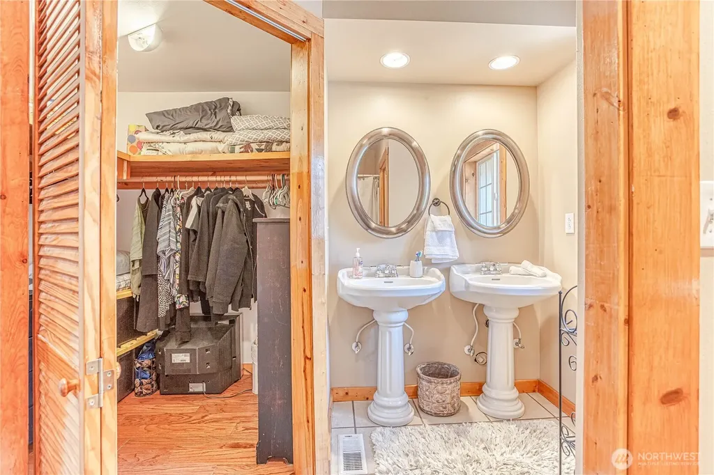 170 E Entiat Drive Orondo WA 98843