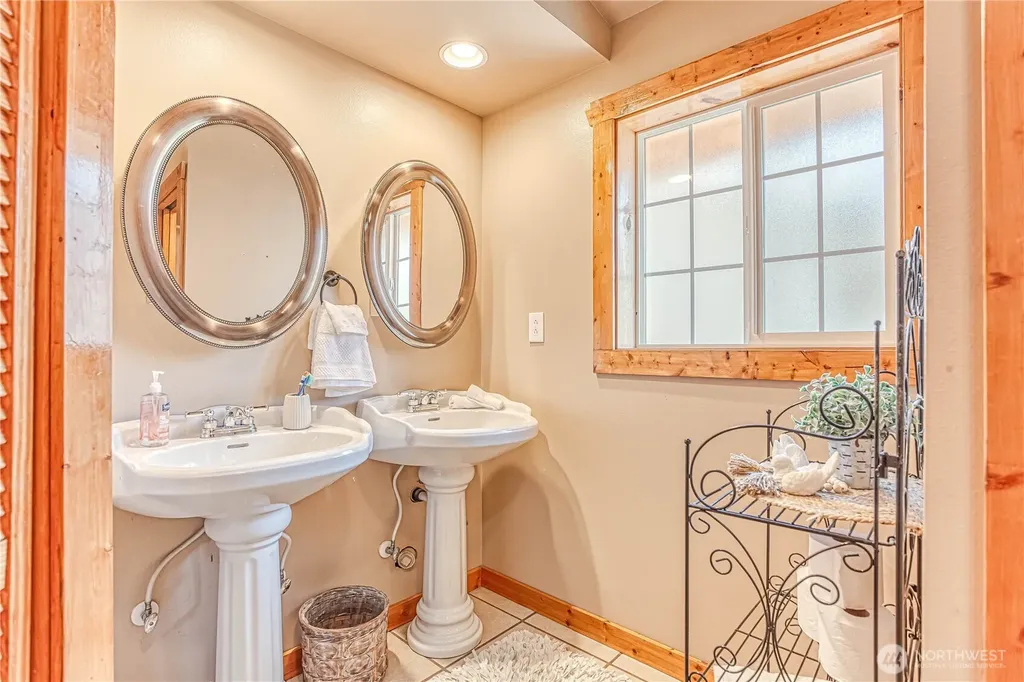 170 E Entiat Drive Orondo WA 98843